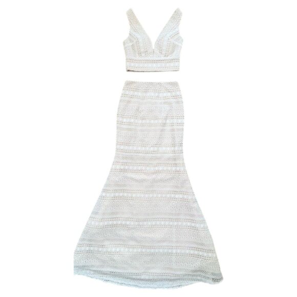 La Femme White Nude Lace Two Piece Formal Gown Dress Size 2 Designer - Picture 11 of 16